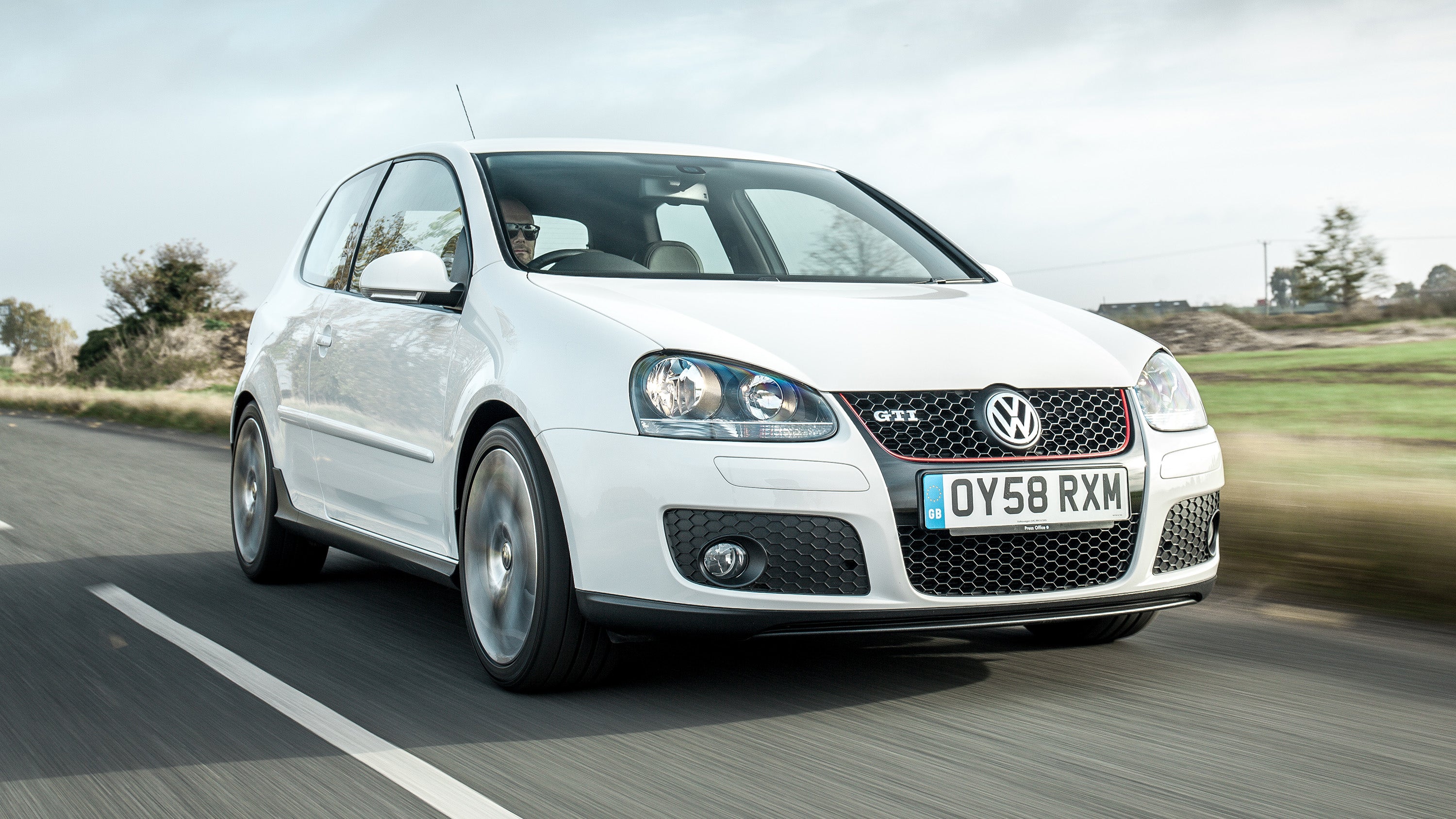 Volkwagen Golf MK5 Base / GTI / R32 (2003-2009)