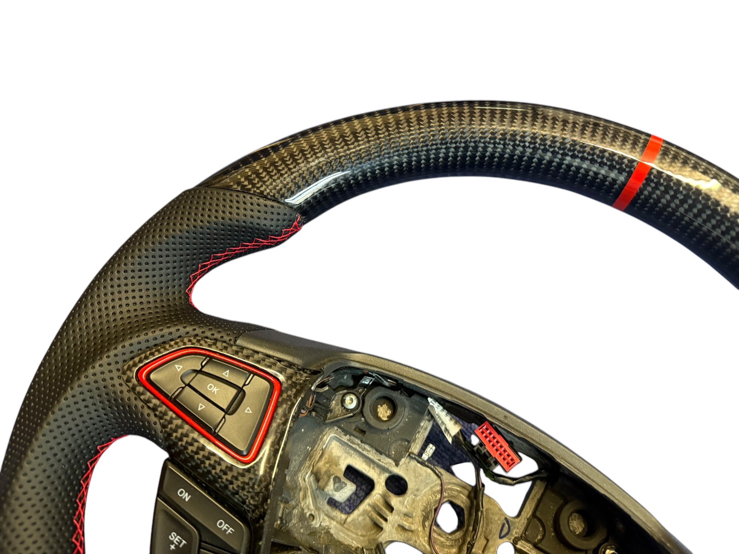 Ford Focus MK3.5 Carbon Fibre Steering Wheel - SWFOCMKIII2