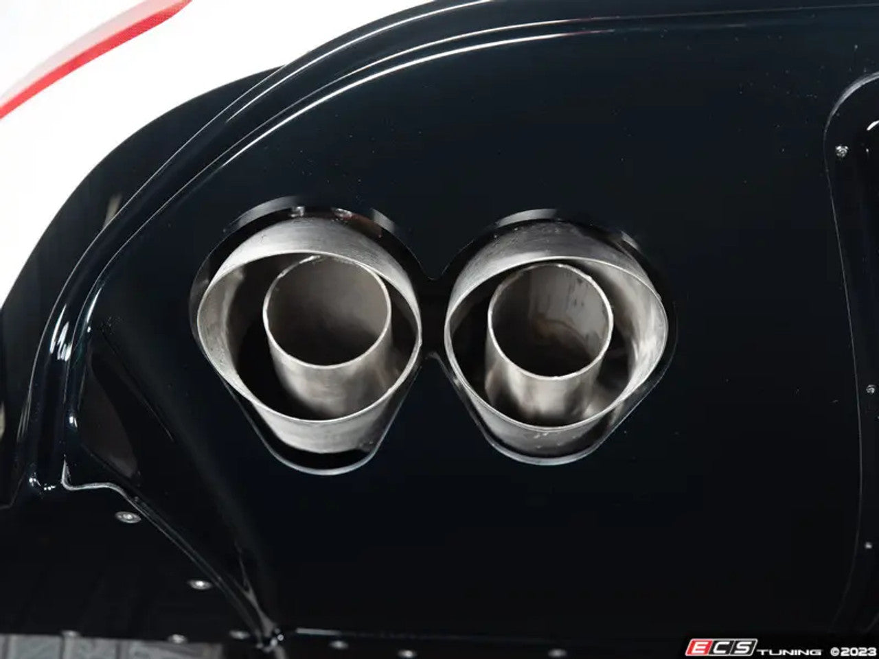 ECS Tuning MK7.5 Golf R Functional Aerodynamic Rear Diffuser Kit