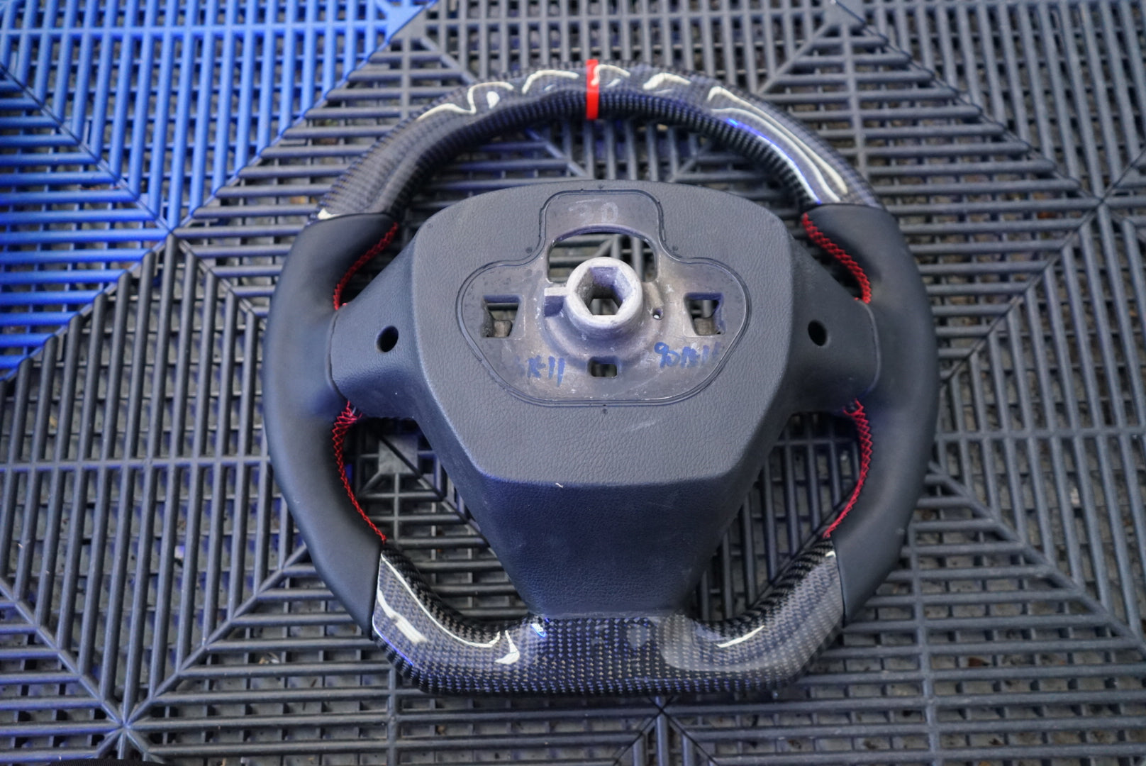 Ford Fiesta MK7 / MK7.5 Carbon Fibre Steering Wheel - SWFIESTA3