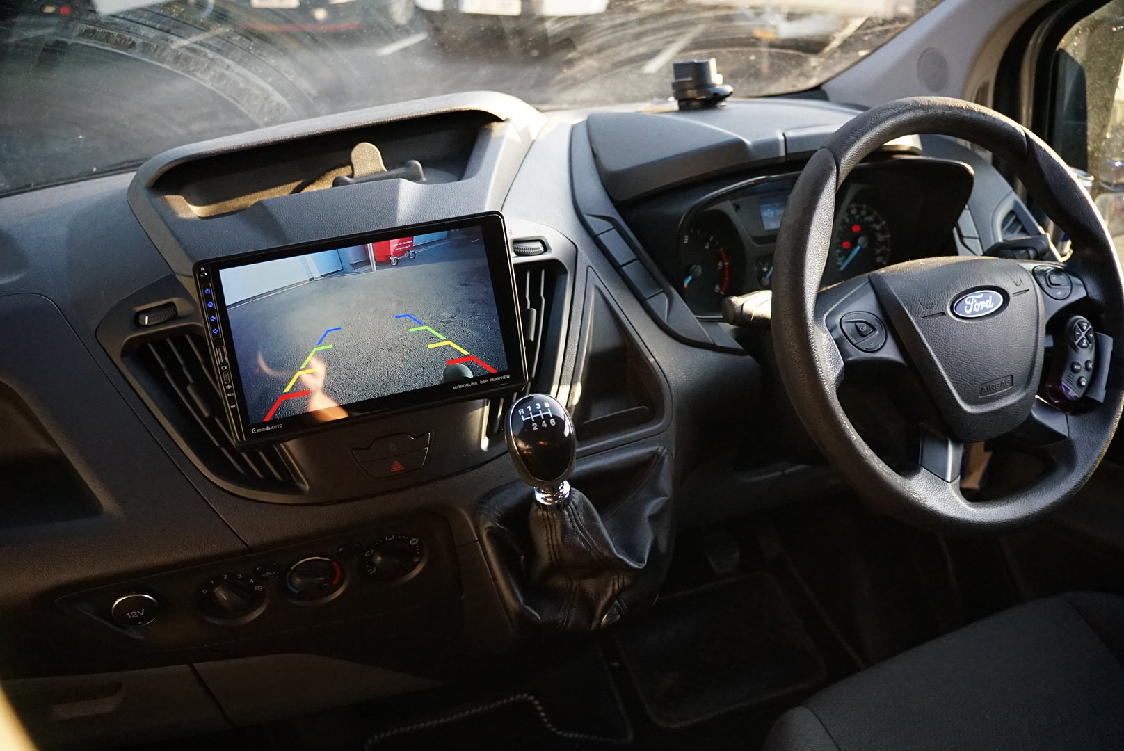 Ford Transit Custom (2012-2021) 9" Android 13 Car Carplay / Android Auto Display - 1 YEAR WARRANTY