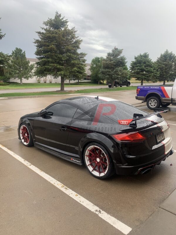 Audi TT 8S FL Carbon Fibre Side Skirts