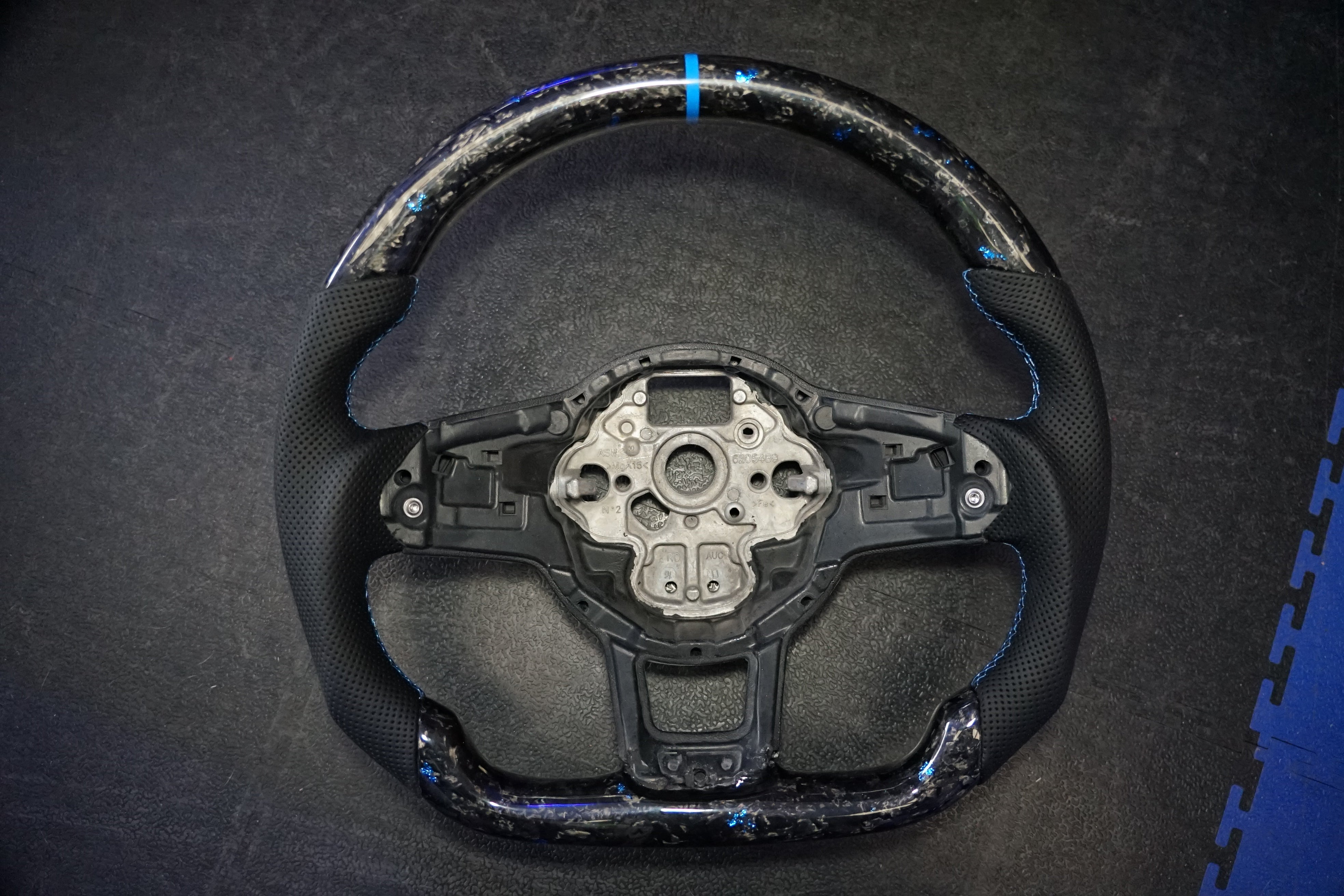 Volkswagen Golf MK7 / MK7.5 Polo MK5 / MK6 Forged Carbon Steering Wheel - IN STOCK | SWVWGTIR51