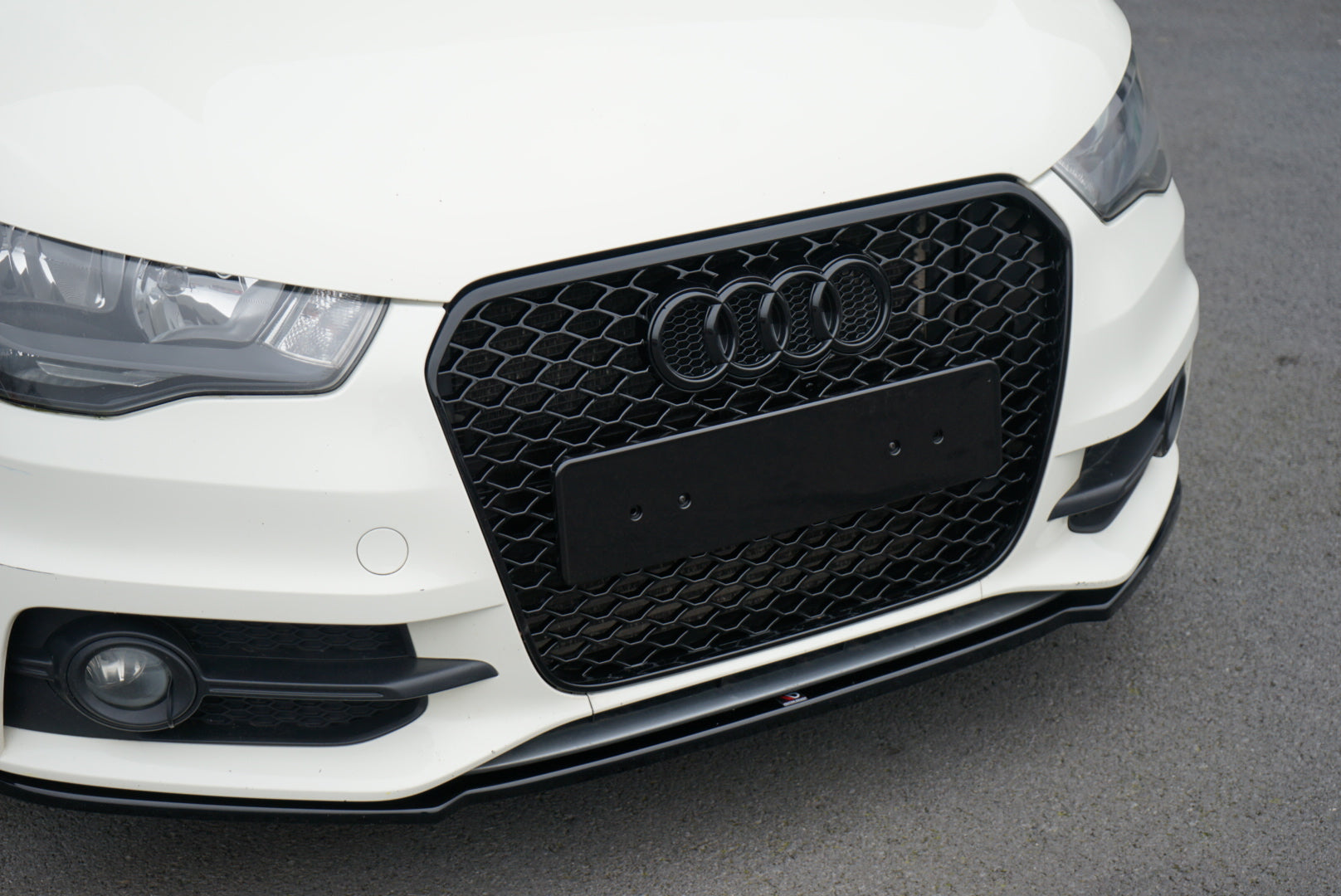Audi A1 / S1 Honeycomb Grille Gloss Black (2011 - 2014 Models)