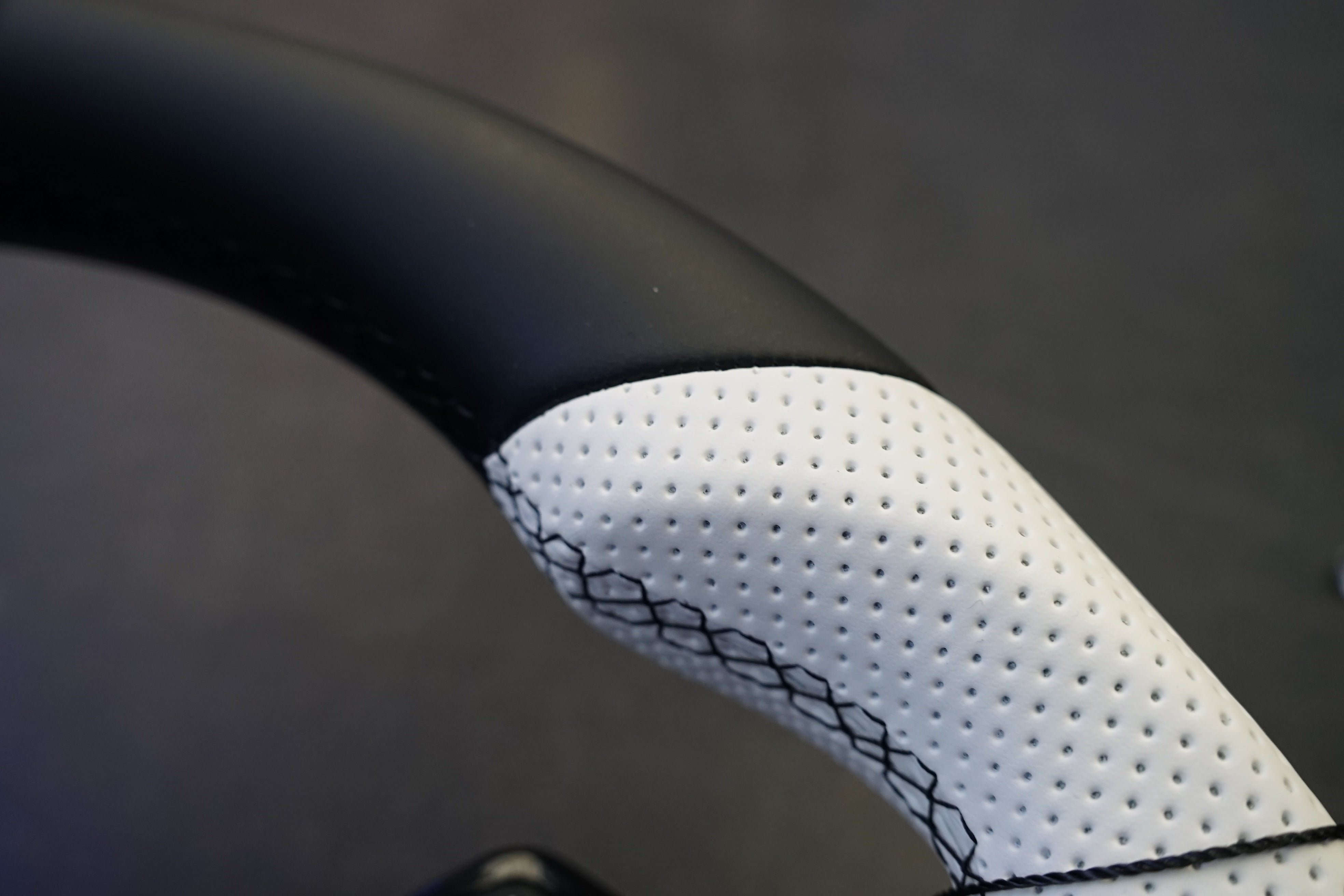 BMW Custom Steering Wheel for 1, 2, 3 & 4 + F Series (F20, F22, F30, F32, F40 + F Models) (IN STOCK - SWBMWF16)