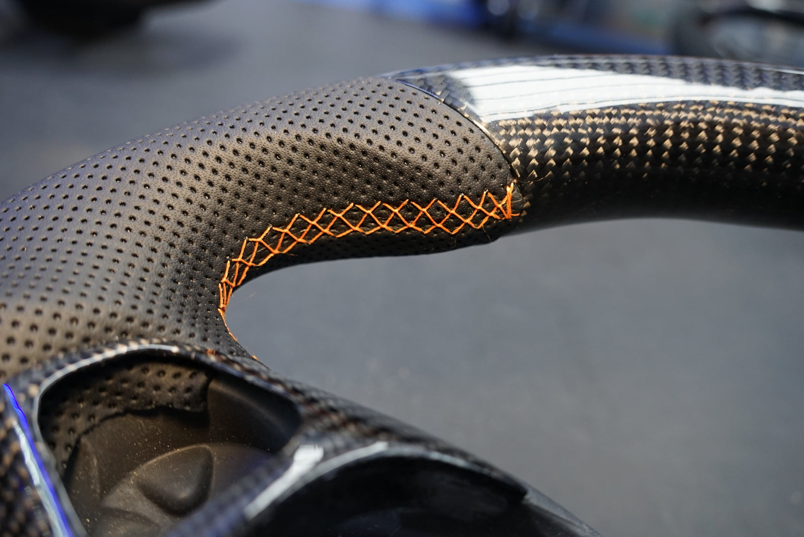 Ford Fiesta MK7 / MK7.5 Carbon Fibre Steering Wheel - SWFIESTA20