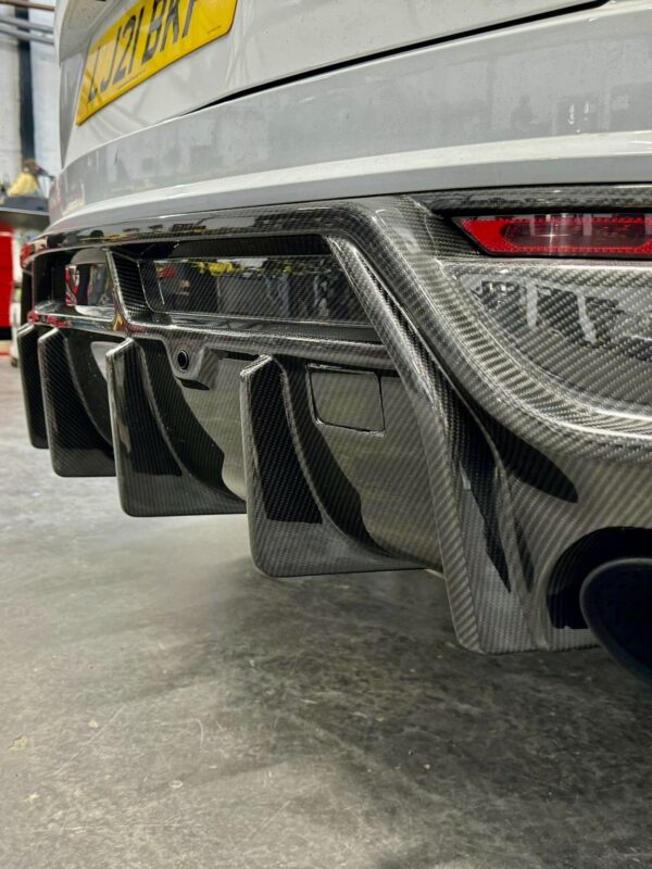 Lamborghini Urus Carbon Fibre Rear Diffuser