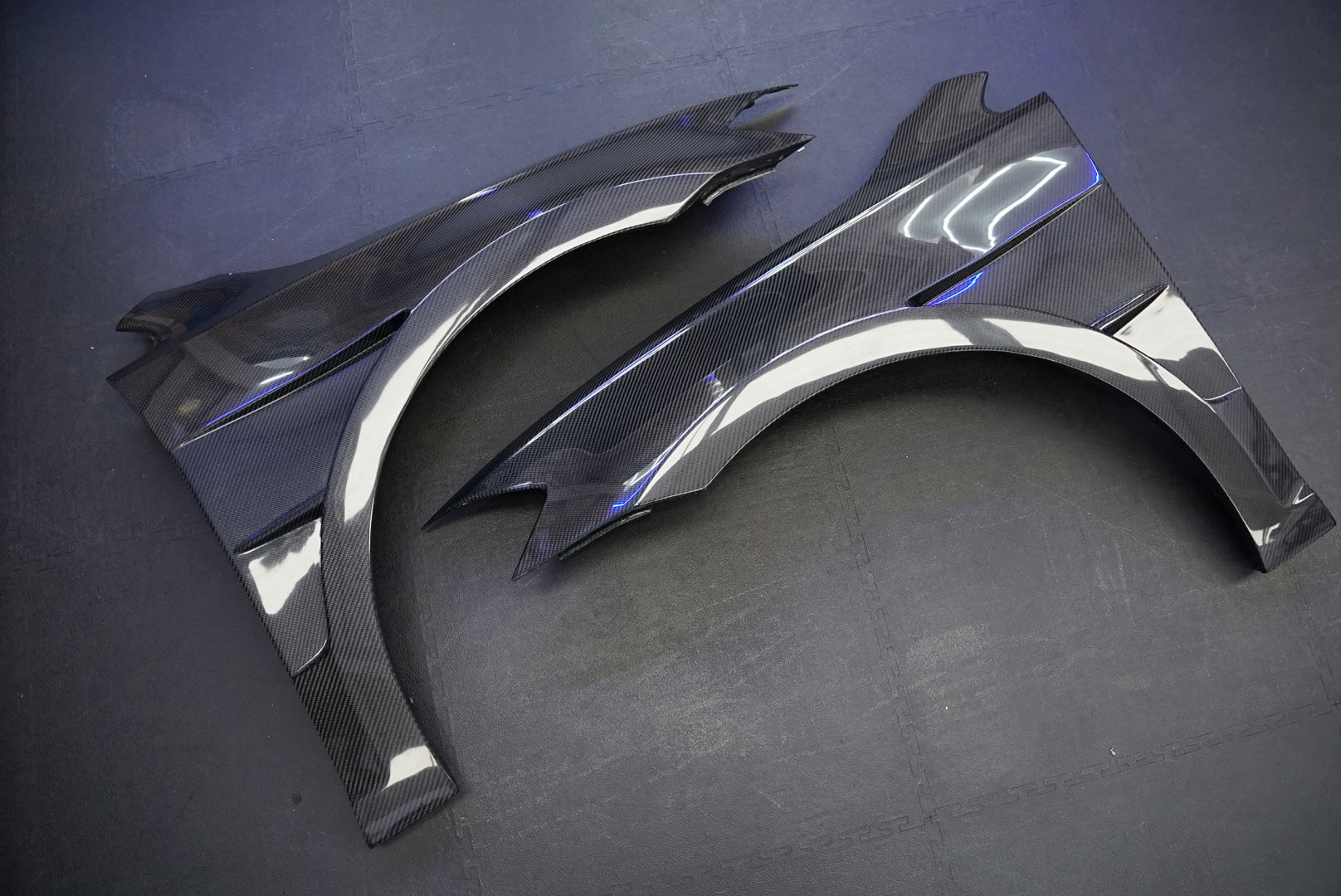 Volkswagen Golf MK7.5 Base / GTI / R Carbon Fibre Front Wings / Fenders Pair (2018-2021 Models)