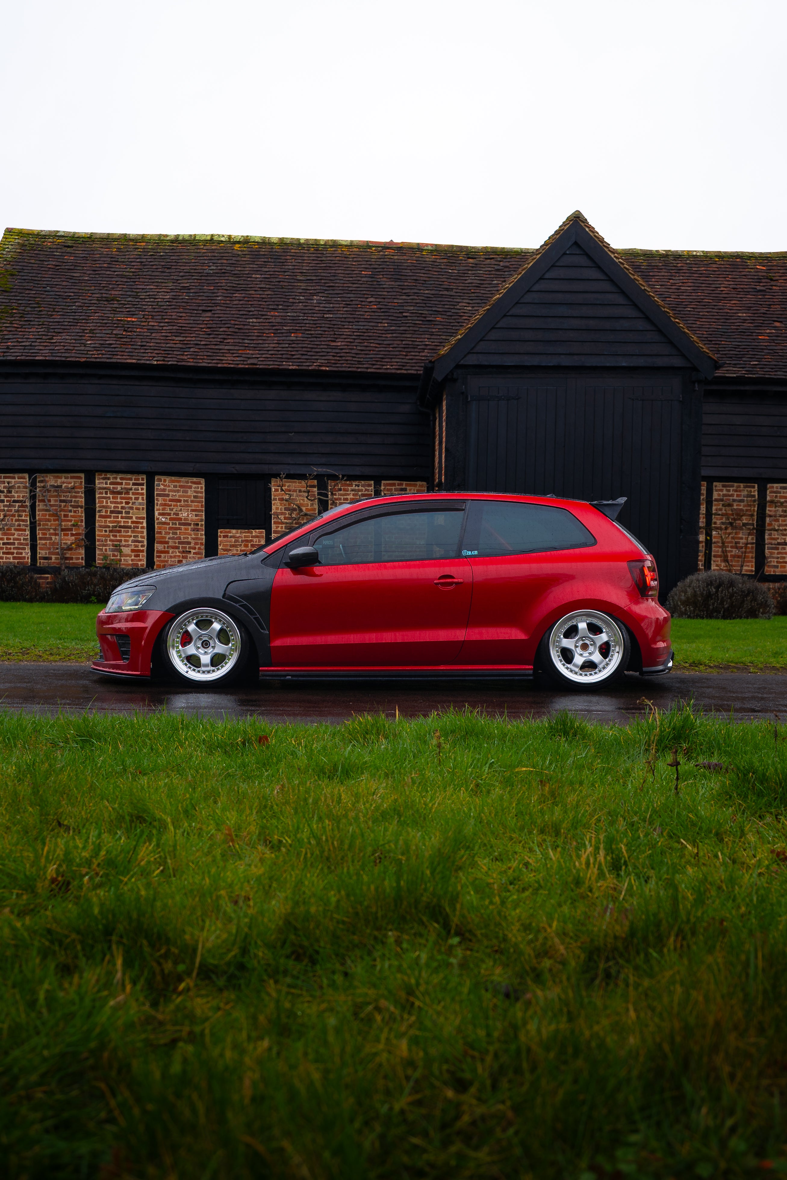 Volkswagen Polo MK5 6R / 6C Carbon Fibre Vented Wings / Fenders (Pair) 2009 - 2017 *NEW*