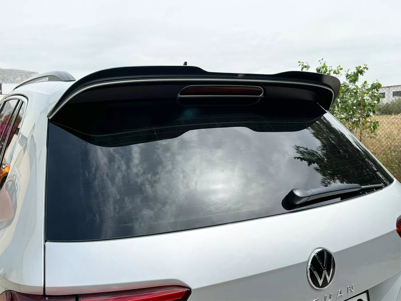 Spoiler Cap Volkswagen Tiguan R / R-Line Mk2 Facelift (2020-2024)