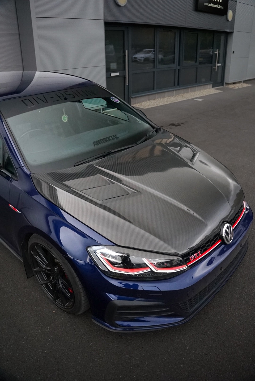 Volkswagen Golf MK7 / MK7.5 TR Style Carbon Fibre Vented Bonnet (Replacement) 2013 - 2021 / DAS