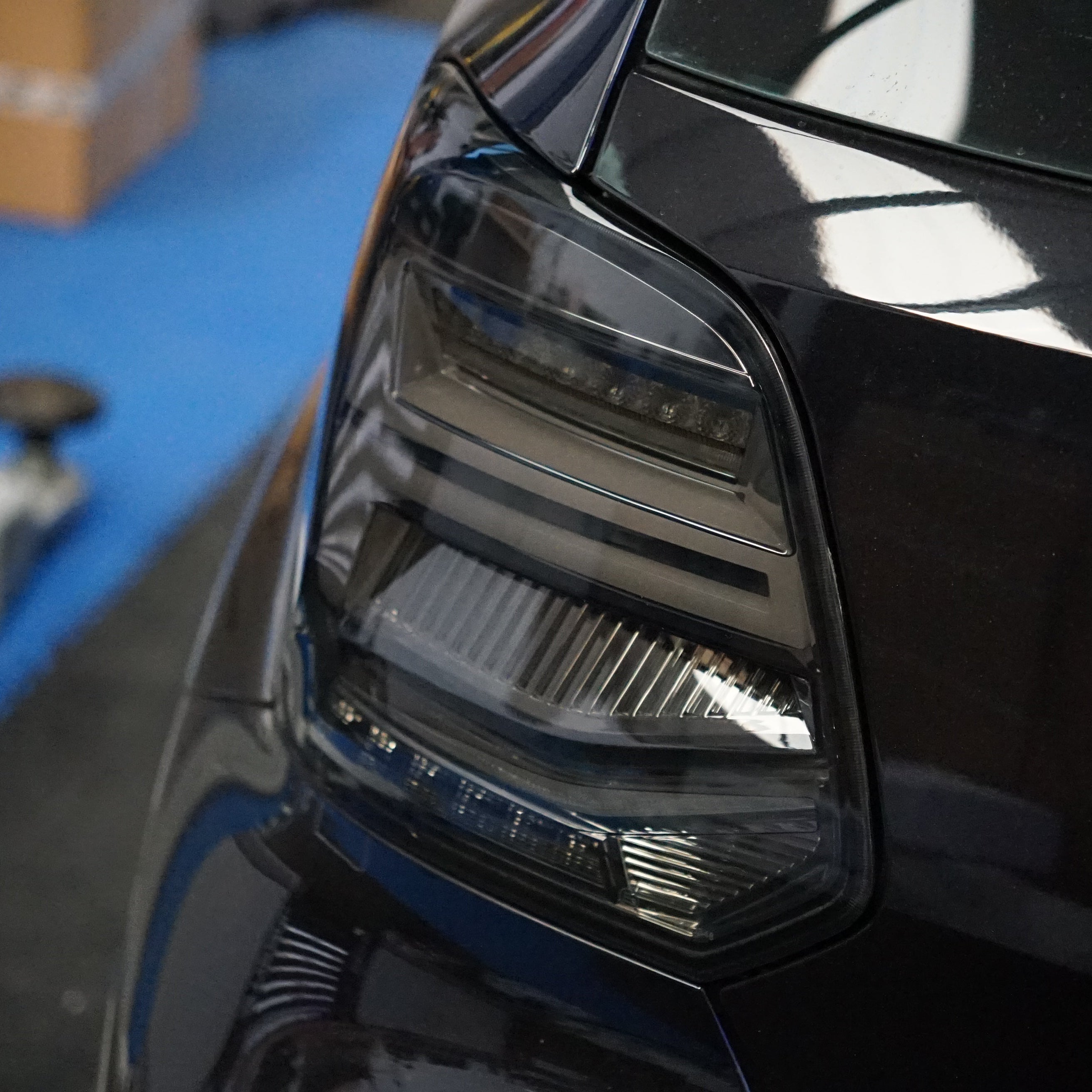 Volkswagen Polo 6R / 6C MK5 Q2 Style Taillights (Pair / 2009 - 2017) Plug & Play + Dynamic Indicators
