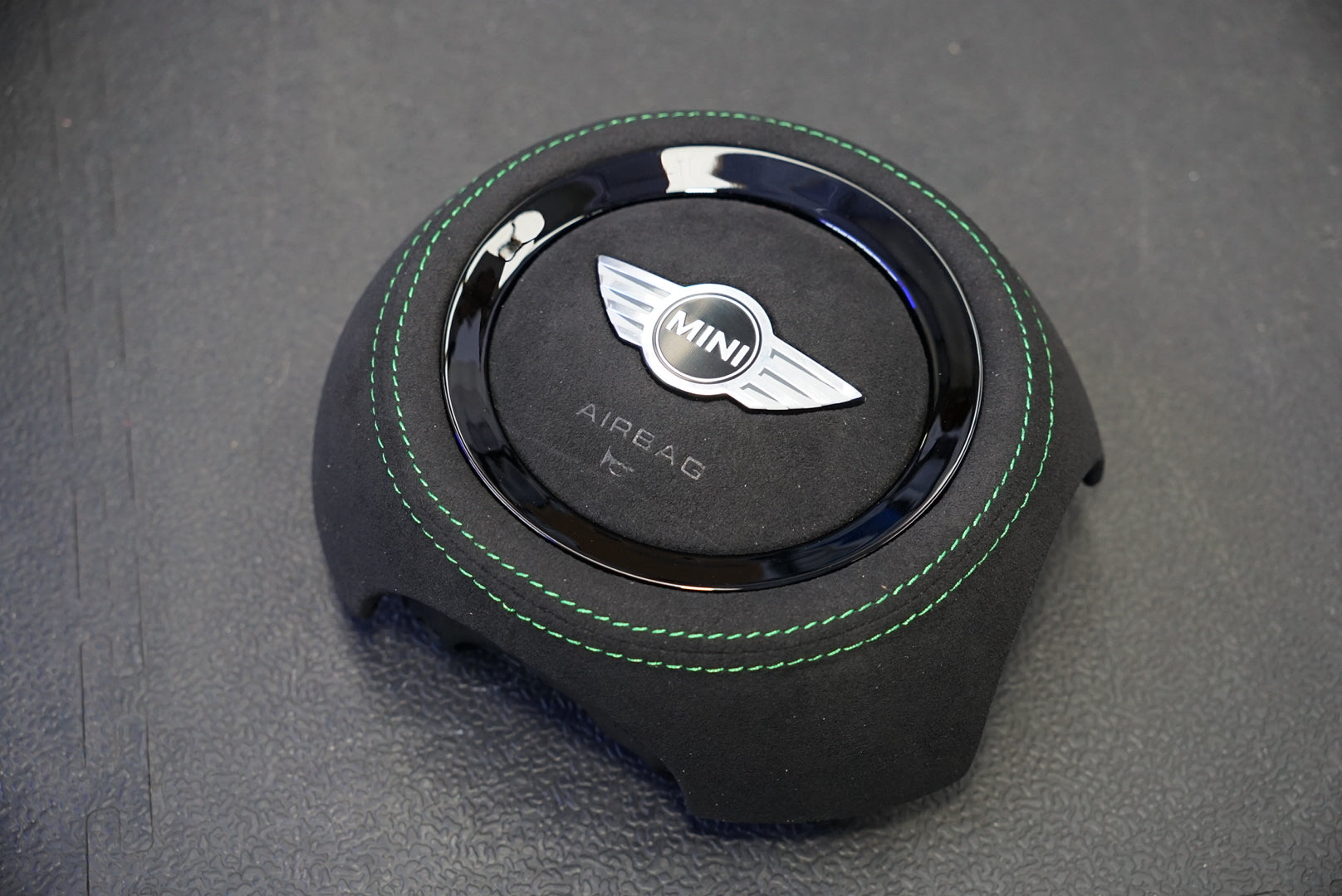 MINI Cooper R56 Forged Carbon Custom Steering Wheel & Airbag Cover 2007 - 2013 (IN STOCK / SWMINIR56.1)