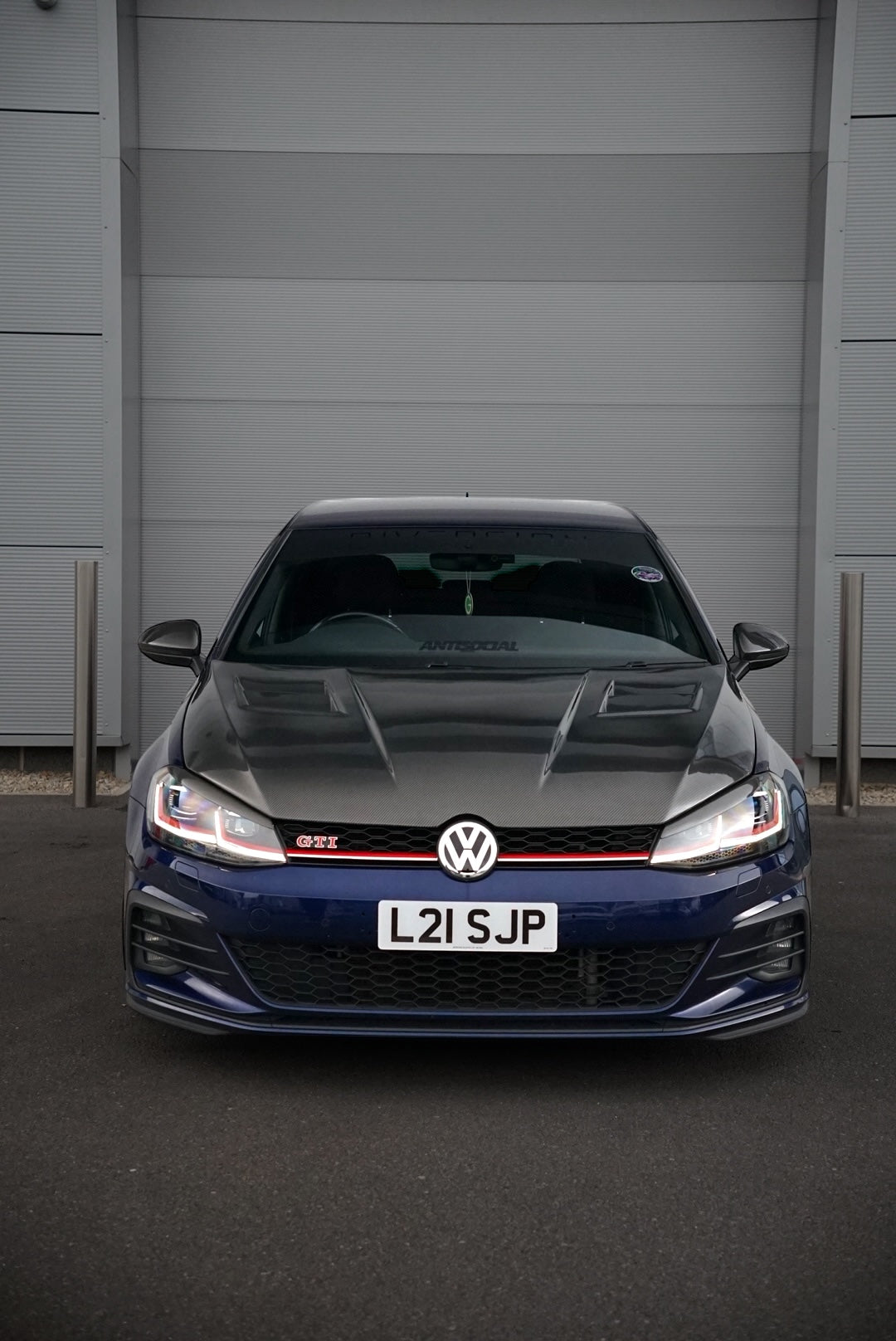 Volkswagen Golf MK7 / MK7.5 TR Style Carbon Fibre Vented Bonnet (Replacement) 2013 - 2021 / DAS