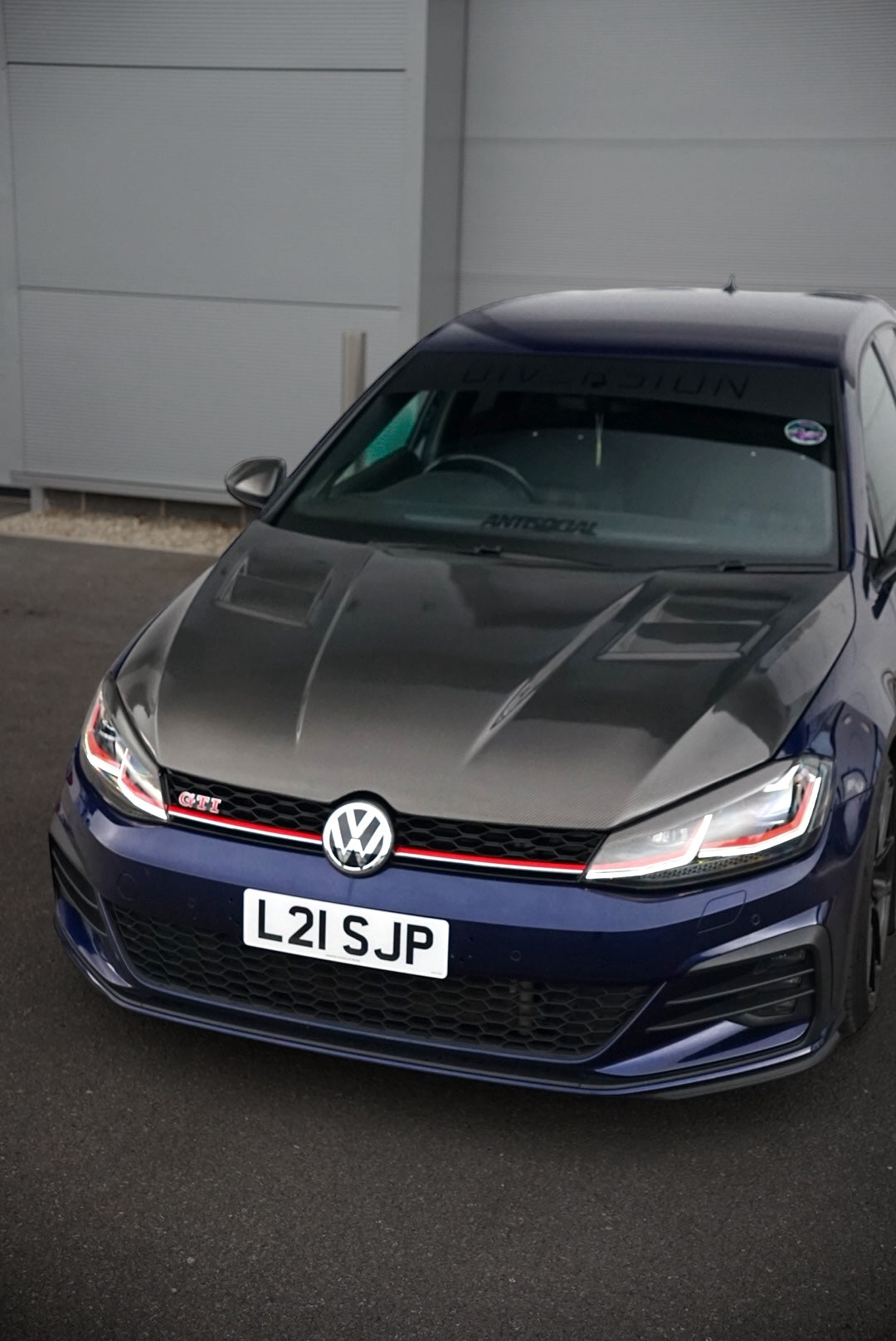 Volkswagen Golf MK7 / MK7.5 TR Style Carbon Fibre Vented Bonnet (Replacement) 2013 - 2021 / DAS