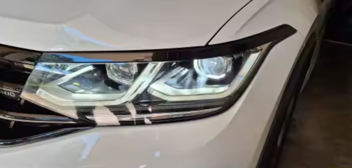 Volkswagen Tiguan MK2 Headlight Eyebrows (2020-2023 Models)