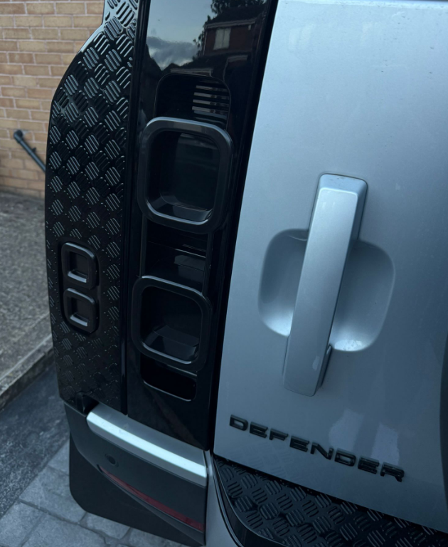 Land Rover Defender 90/110 Tail Light Smoked Covers (2020-2022)