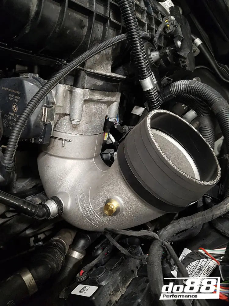 do88 BMW F8X, M2C, M3, M4 Intercooler to Throttle Body J-Pipe – TR-250