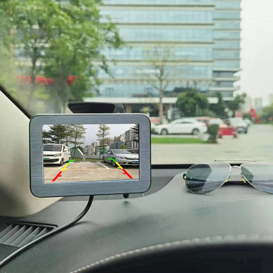 DIVEYE Wireless Rear View / Towing Camera + 5" Display Screen (Solar & Rechargable)