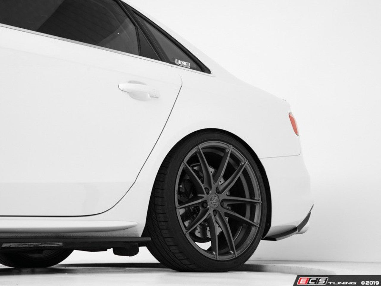 ECS Gloss Black Rear Bumper Side Splitters - B8.5 S4 / A4 S-Line Facelift