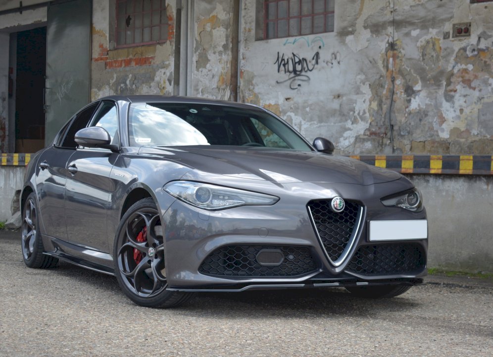 Maxton Design Front Splitter V.1 for Alfa Romeo Giulia Veloce (2015-2019)