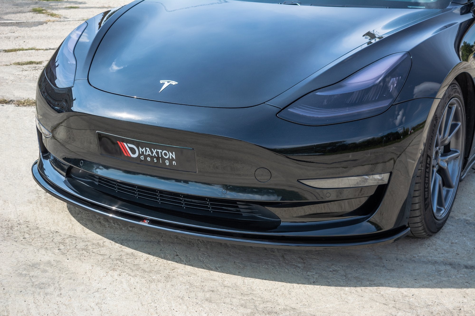 Maxton Design Front Splitter Tesla Model 3 (2017+)