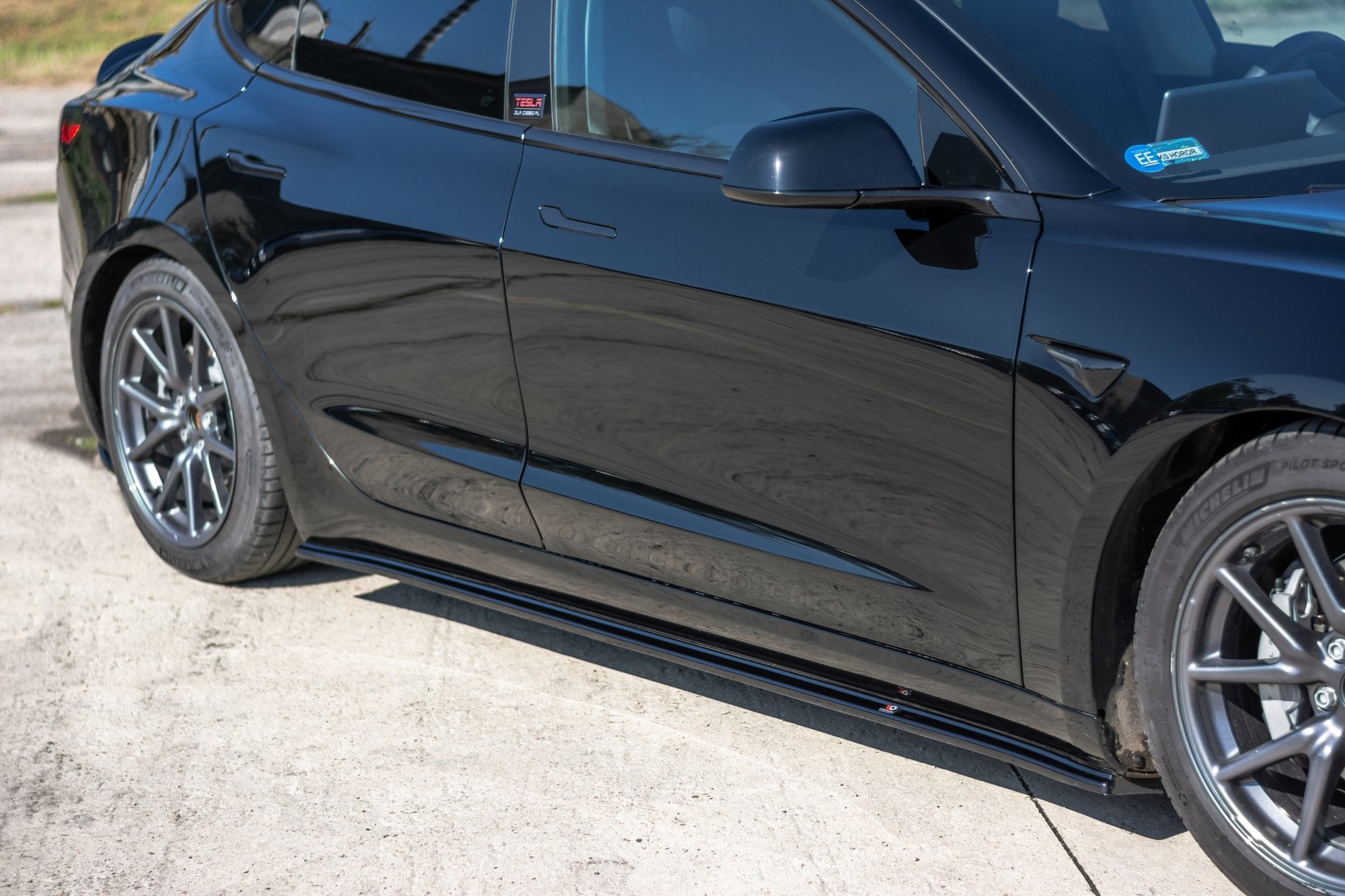 Maxton Design Side Skirts Diffusers Tesla Model 3 (2017+)