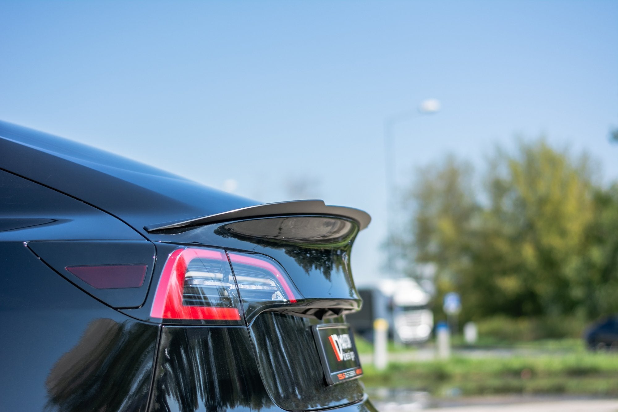 Maxton Design Spoiler Extension Tesla Model 3 (2017+)