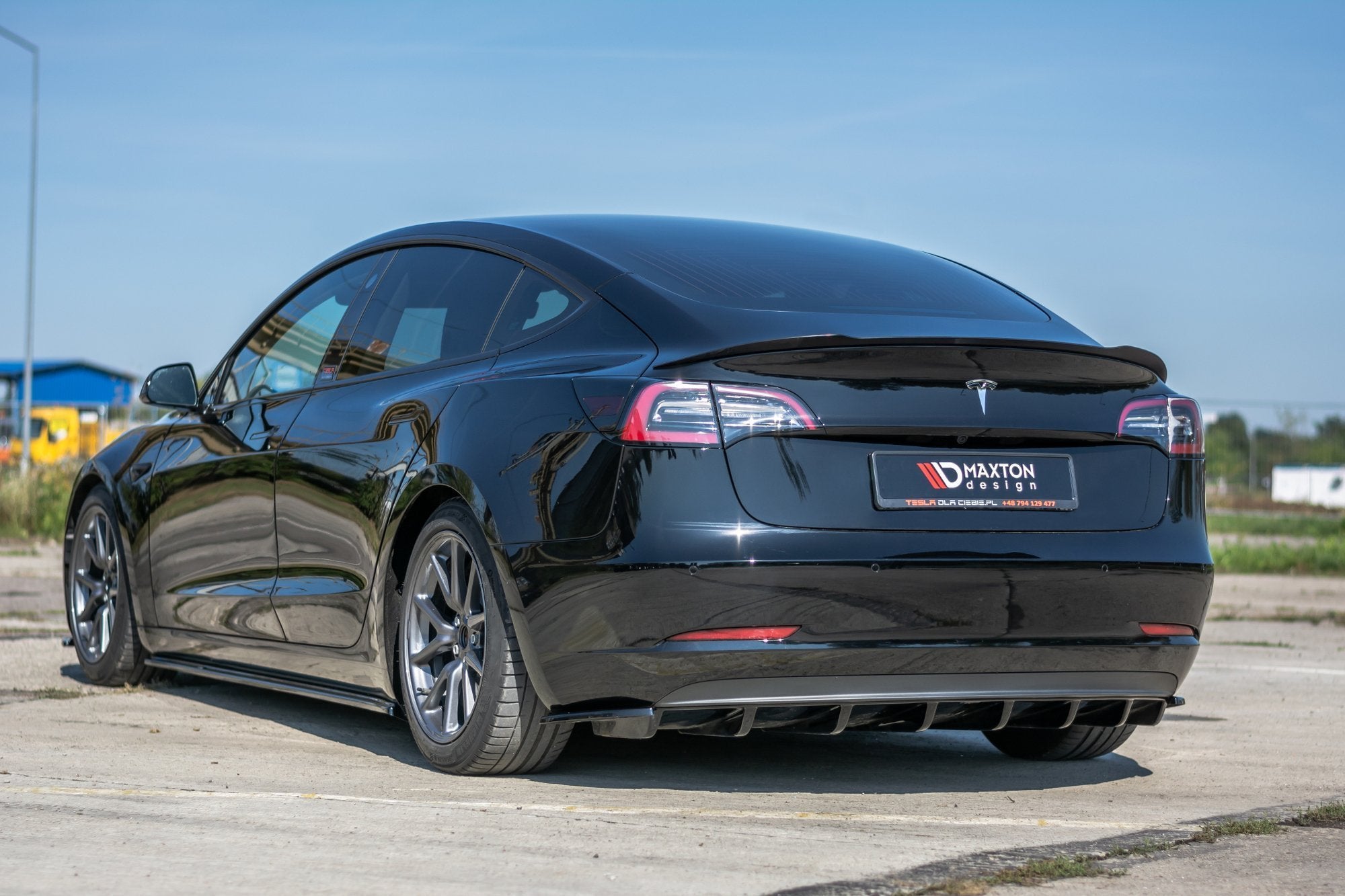 Maxton Design Spoiler Extension Tesla Model 3 (2017+)