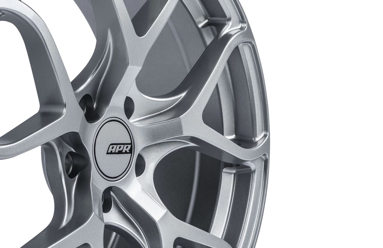 APR Flow Formed Alloy Wheel 19x8.5 5x112 - Hyper SilverAPR Flow Formed Alloy Wheel 19x8.5 5x112 - Hyper Silver