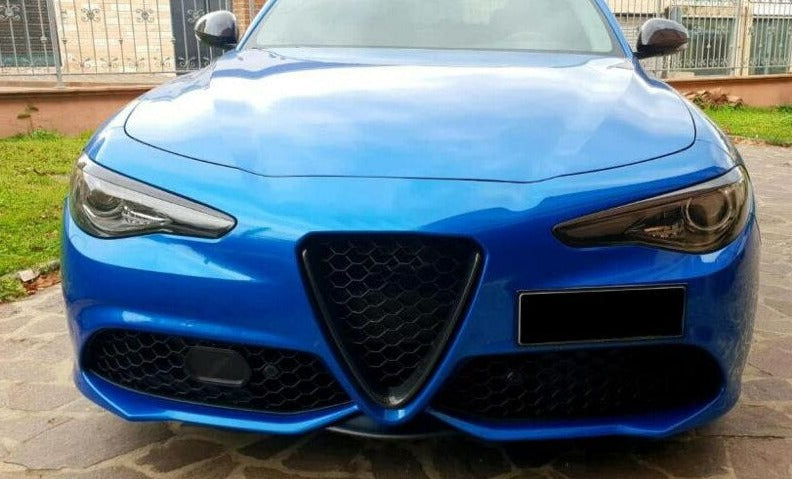 Alfa Romeo Giulia Black / Carbon Fibre Headlight Eyebrows