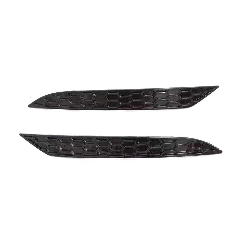 035 - Volkswagen Golf MK7/7.5 Base/GTI/R/Rline (2014 - 2018) 2PCS ABS Rear Bumper Reflector Strip Replacement - Diversion Stores Car Parts And Modificaions