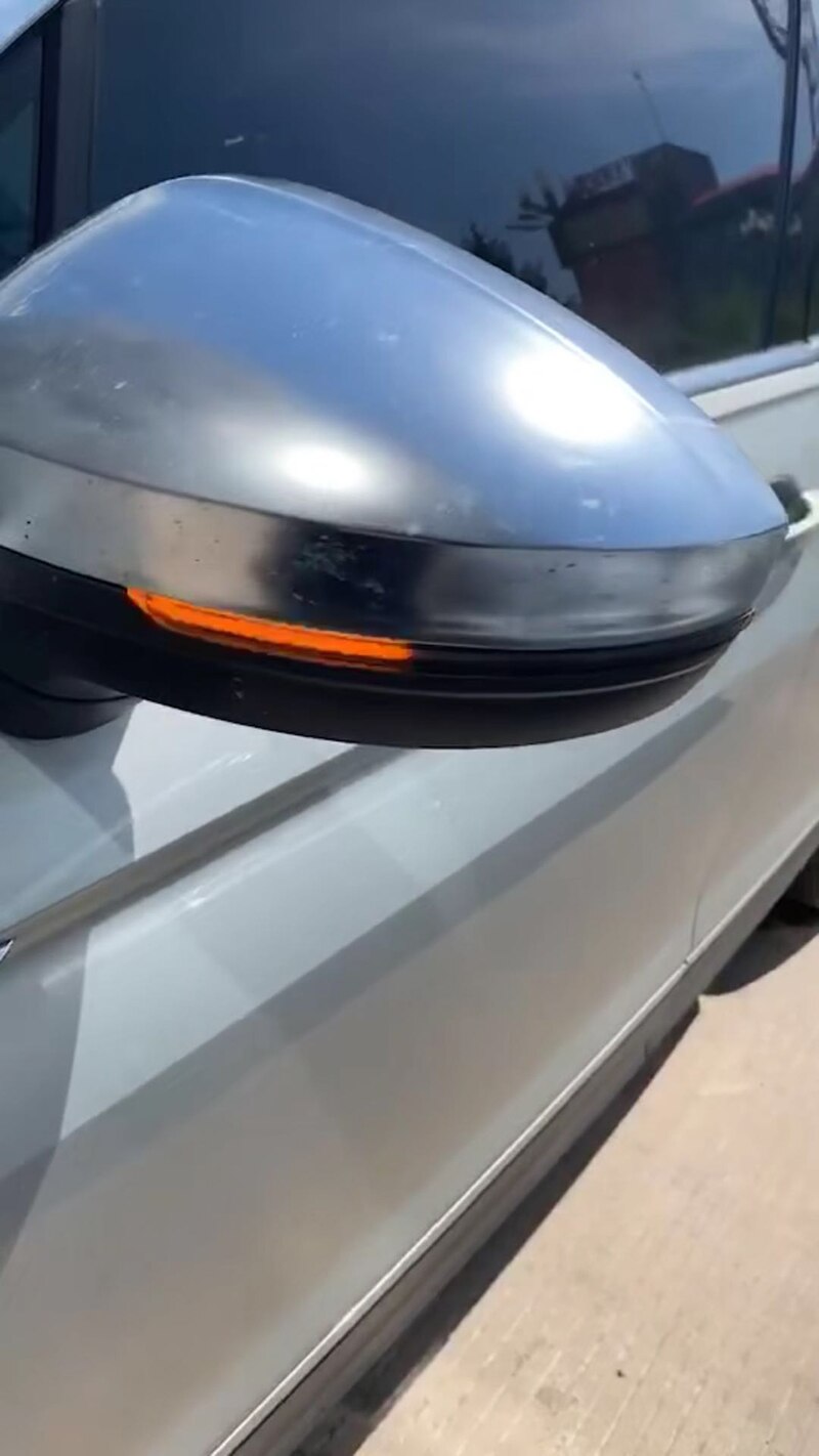 202 - Volkswagen Tiguan / Toureg Dynamic Light Show Mirror Indicators 2018 - On - Diversion Stores Car Parts And Modificaions
