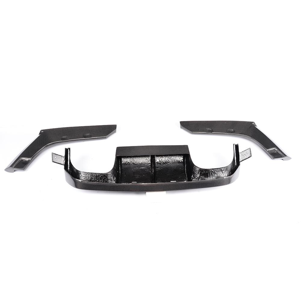 BMW M3 (F80) & M4 (F82 / F83) Carbon Fibre / Gloss Black Replacement Rear Diffuser With Spats (2014 TO 2018)