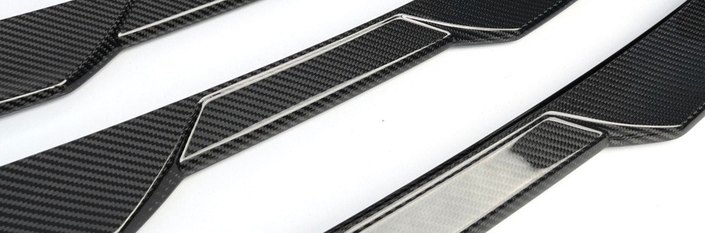 BMW 2 Series G42 M235i M240i Coupe Gloss Black / Carbon Fibre Spoiler 2022+