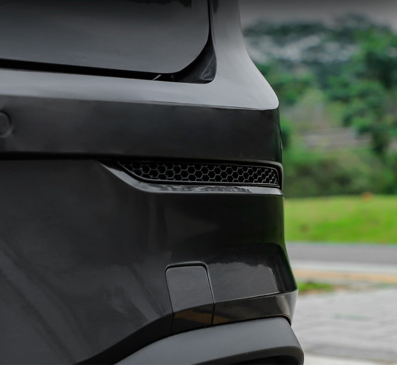 Honeycomb Style Rear Reflector Inserts in Gloss Black for Volkswagen Golf MK8 (2020+)