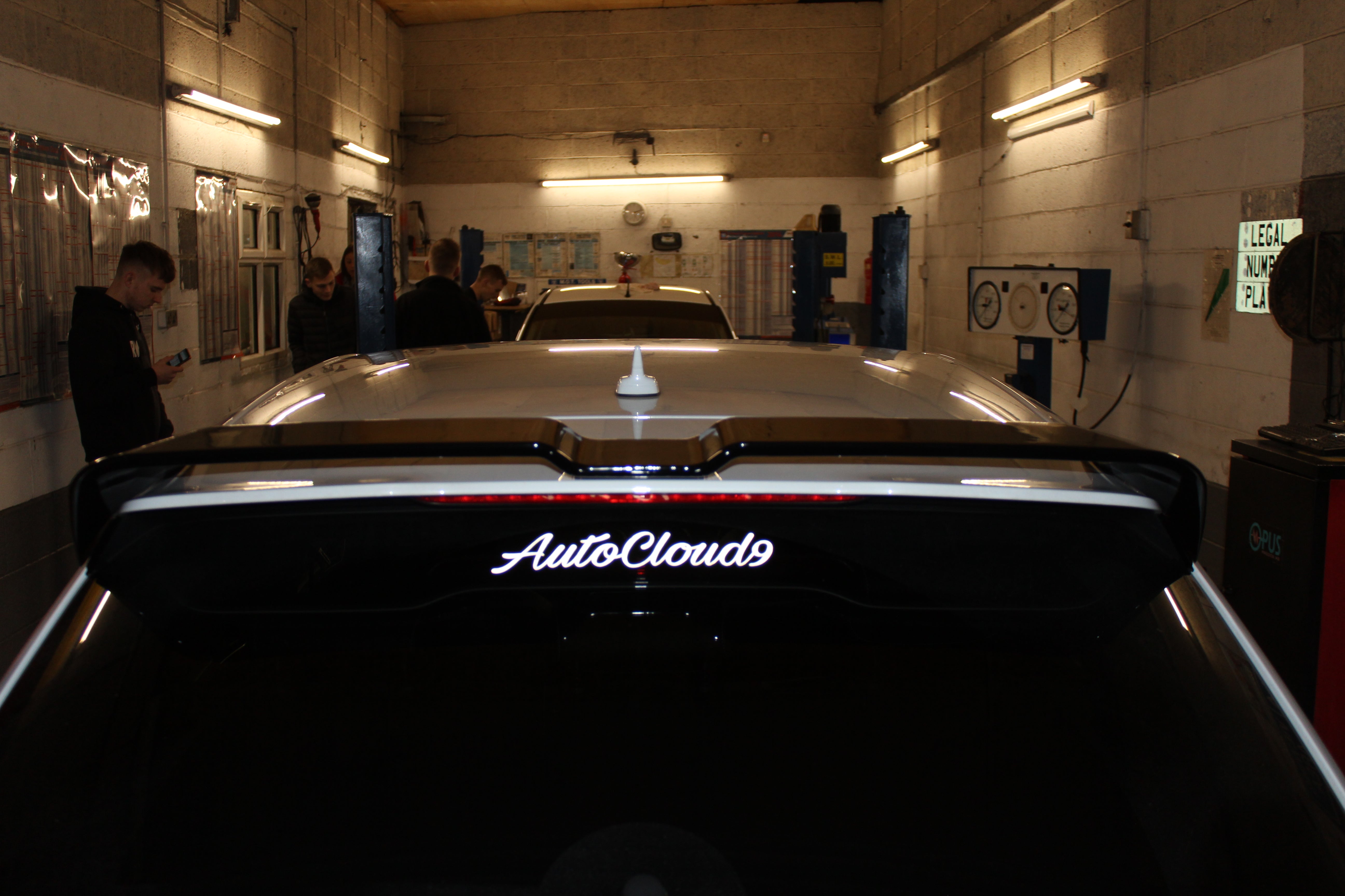 Audi A3 / S3 / RS3 Hatchback Oettinger Style Roof Spoiler Black (2013-2018 Models) (FRP)