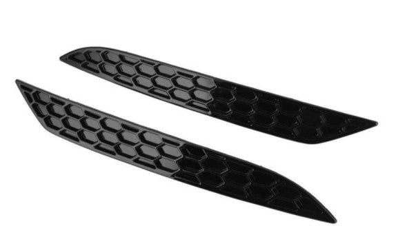 Honeycomb Style Rear Reflector Strip Covers in Gloss Black for Volkswagen Golf MK7 & MK7.5 (2013-2019)