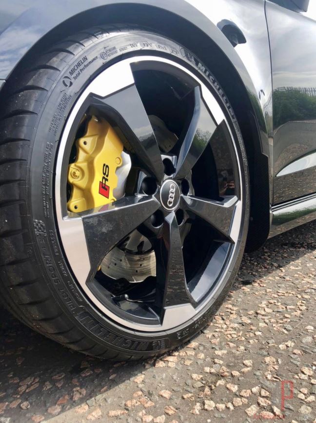 AP Design Front Carbon Arch Guards A3 8V/RS3 Pre FL