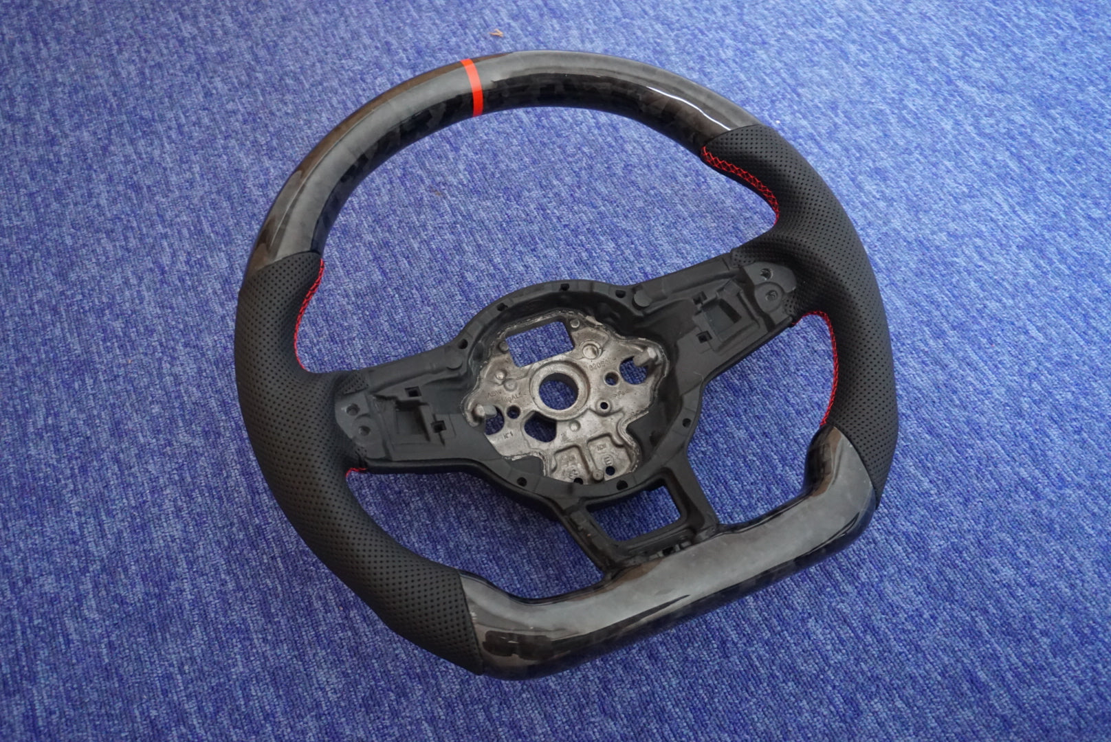 Volkswagen Golf MK7 MK7.5 / Polo MK5 MK6 Performance Models Forged Carbon Steering Wheel (2013-2021)