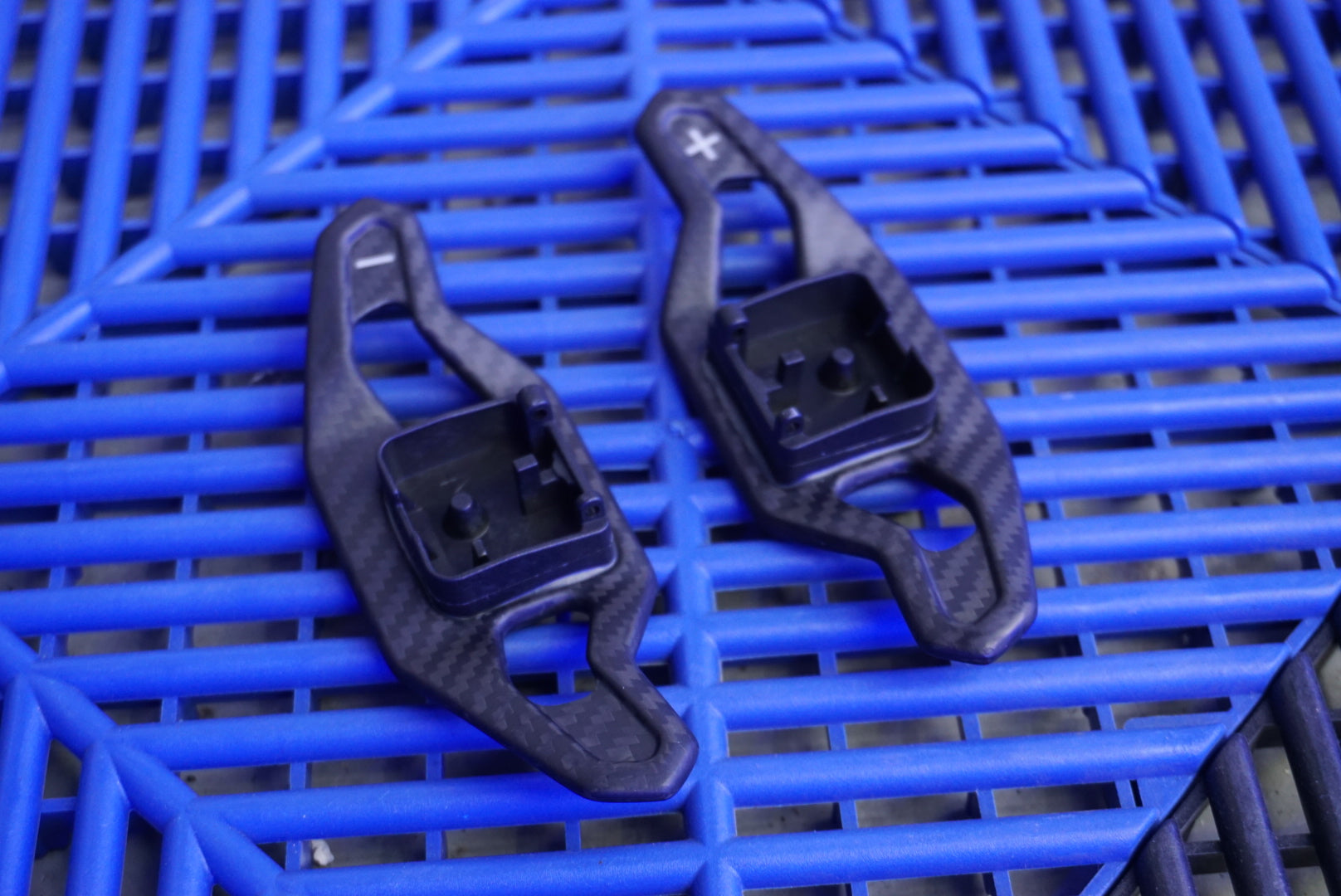 AUDI Multiple Model URUS Style Carbon Fibre Paddle Replacements