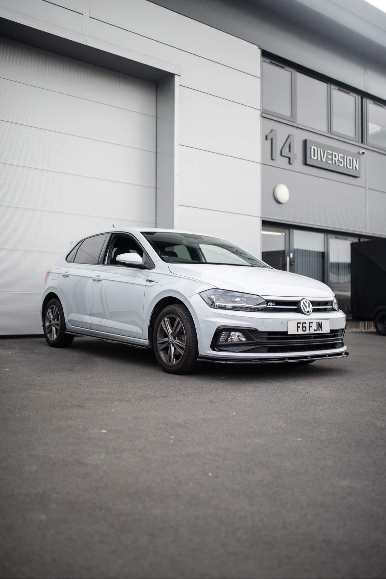 DAS Automotive - Front Splitter V.1 for Volkswagen Polo AW GTI/R-Line Gloss Black (2018+)