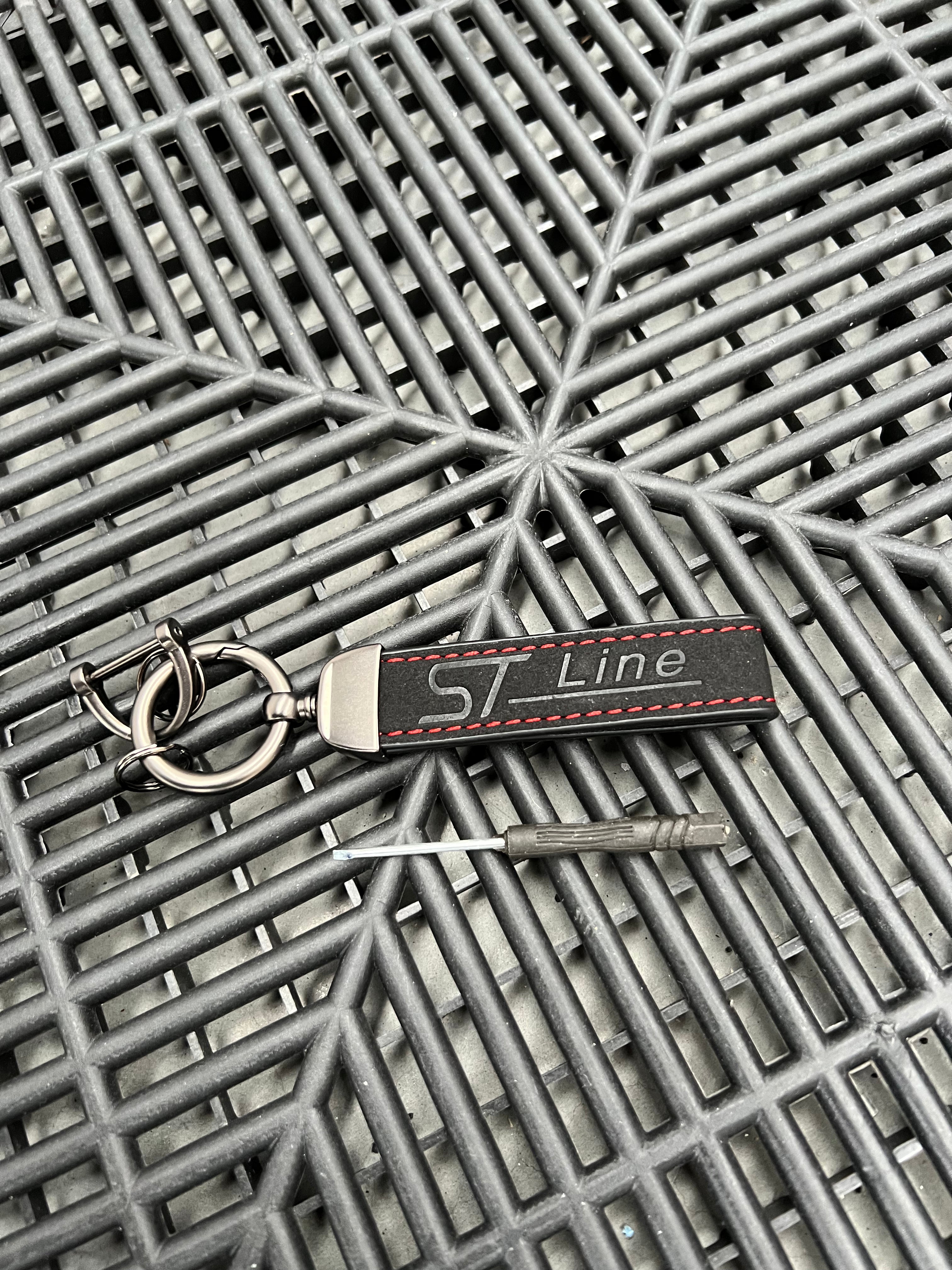 Ford ST-Line Alcantara Keyring (Multiple Colours)