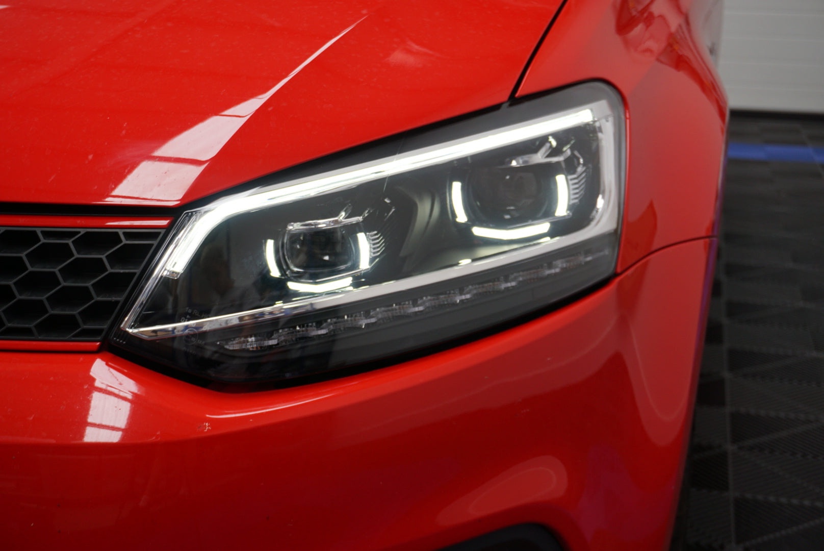 Volkswagen Polo MK5 6R/6C Passat Style LED Custom Headlight Units+ (2009-2017)