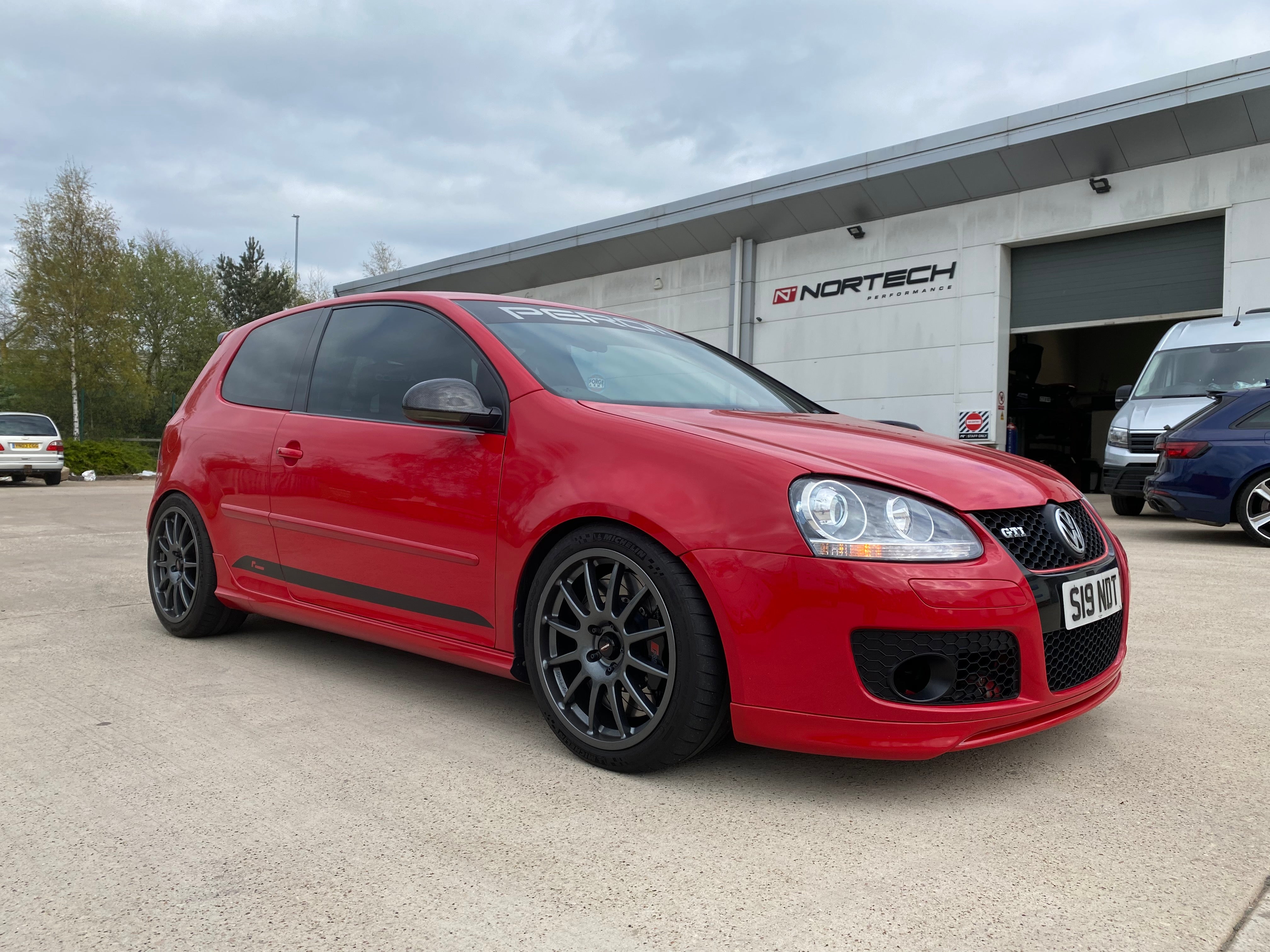 Volkswagen DSG Gear Selector Carbon Fibre Head For Golf MK5 TSI/GTI/R32 (+Other)