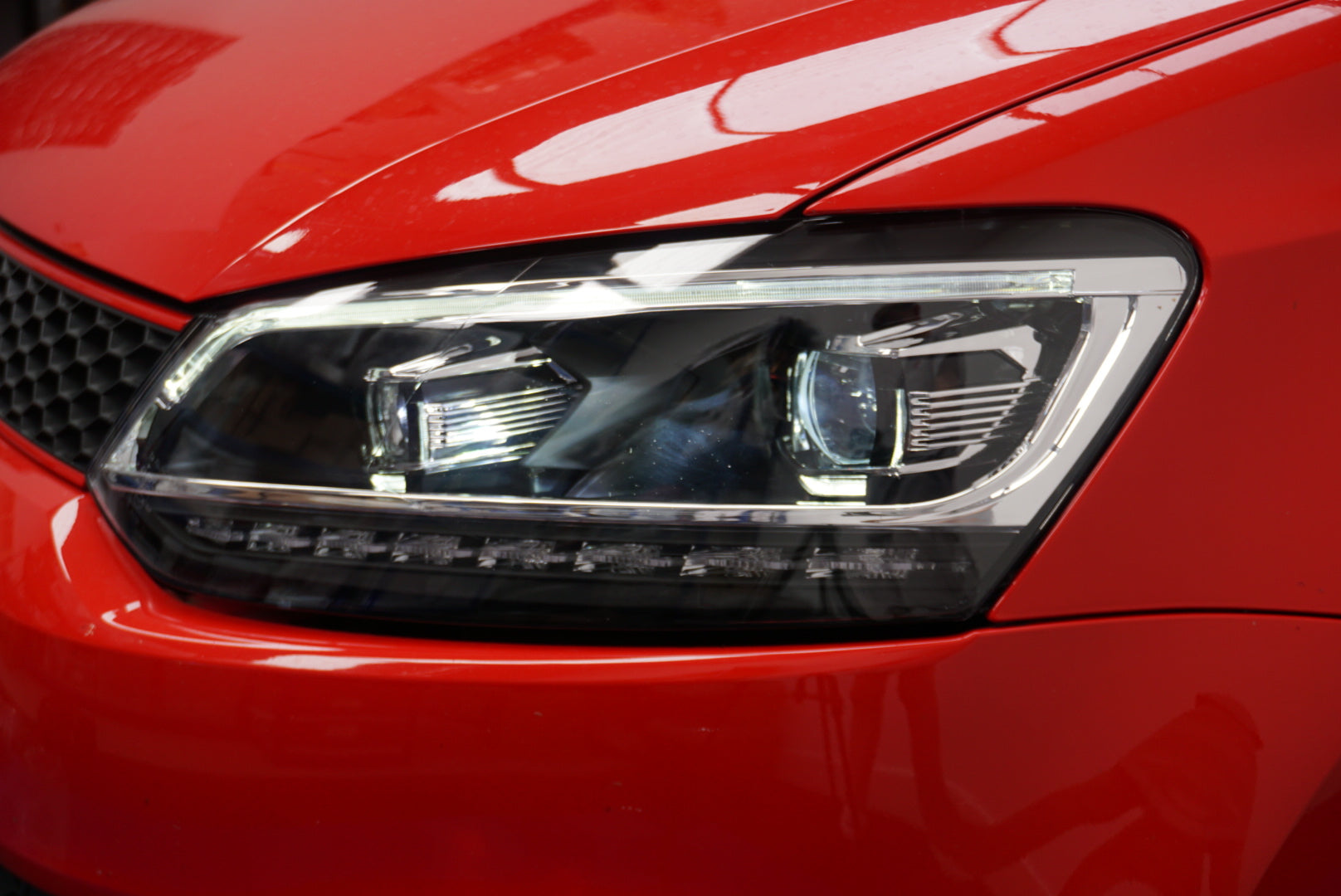 Volkswagen Polo MK5 6R/6C Passat Style LED Custom Headlight Units+ (2009-2017)