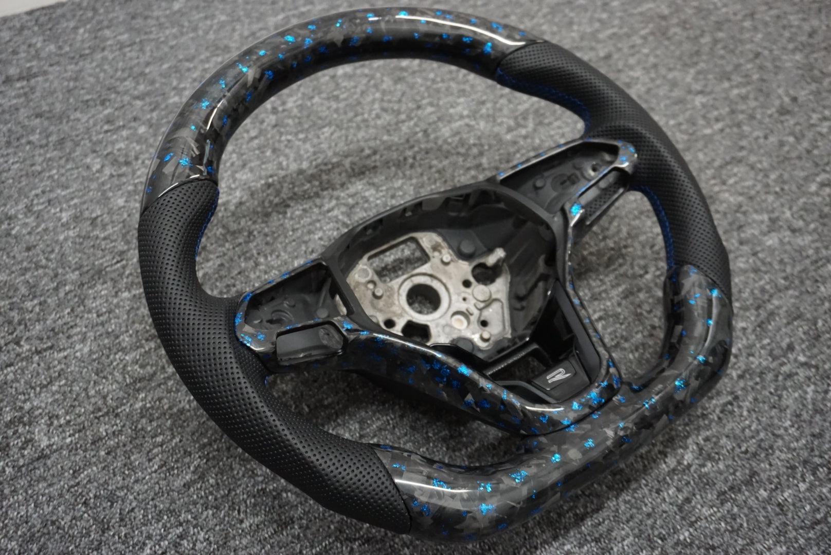 SEND IN YOUR OWN - Custom Carbon Fibre Steering Wheel Service (ANY MAKE / MODEL)