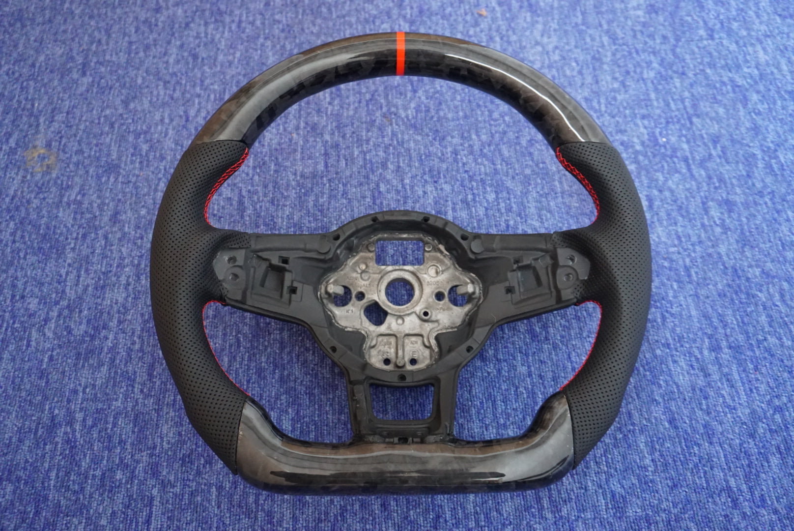 Volkswagen Golf MK7 MK7.5 / Polo MK5 MK6 Performance Models Forged Carbon Steering Wheel (2013-2021)