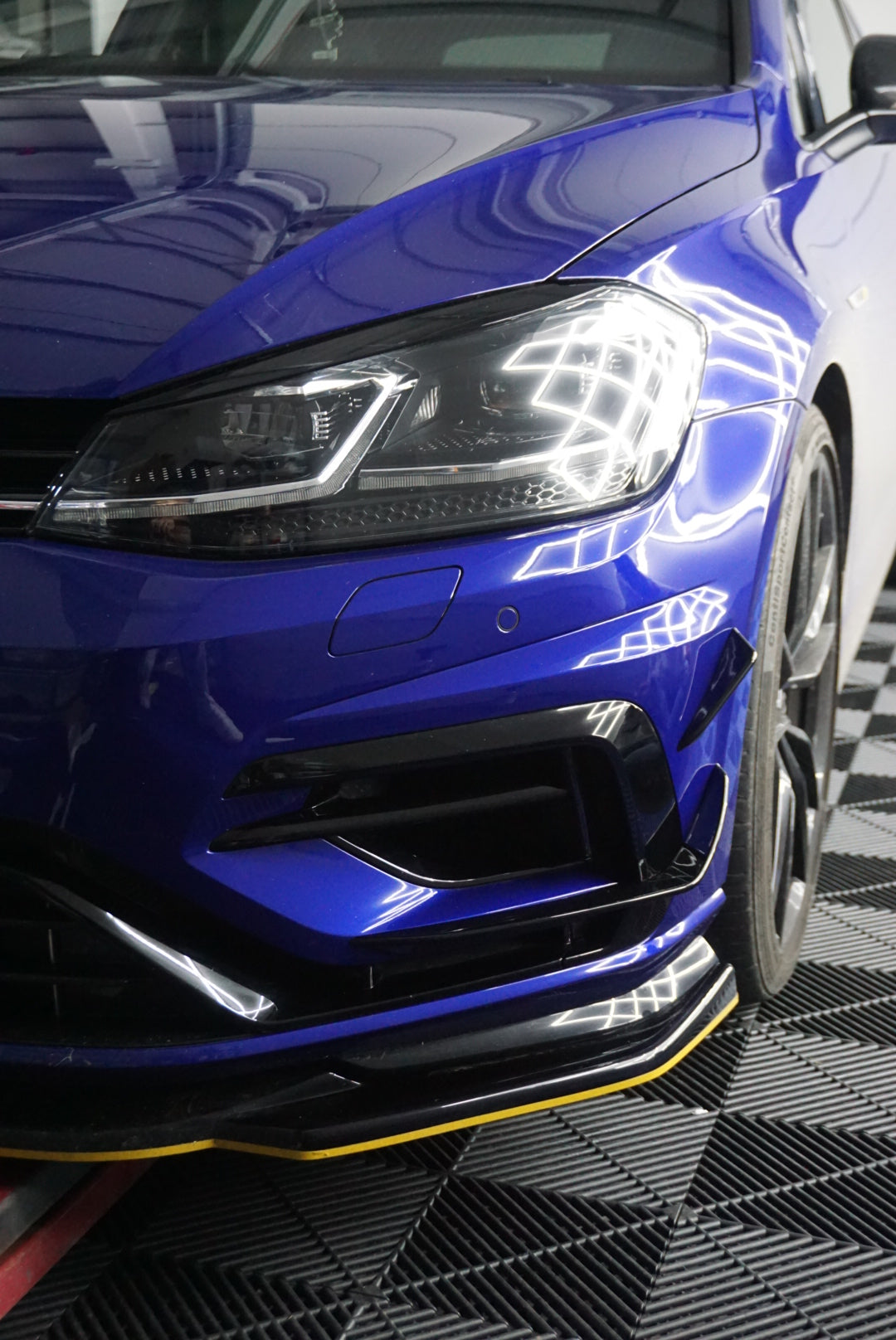Volkswagen Golf MK7 / MK7.5 R GTI GTD Gloss Black 4 Piece Canard Kit (2013 - 2021) | DAS Automotive