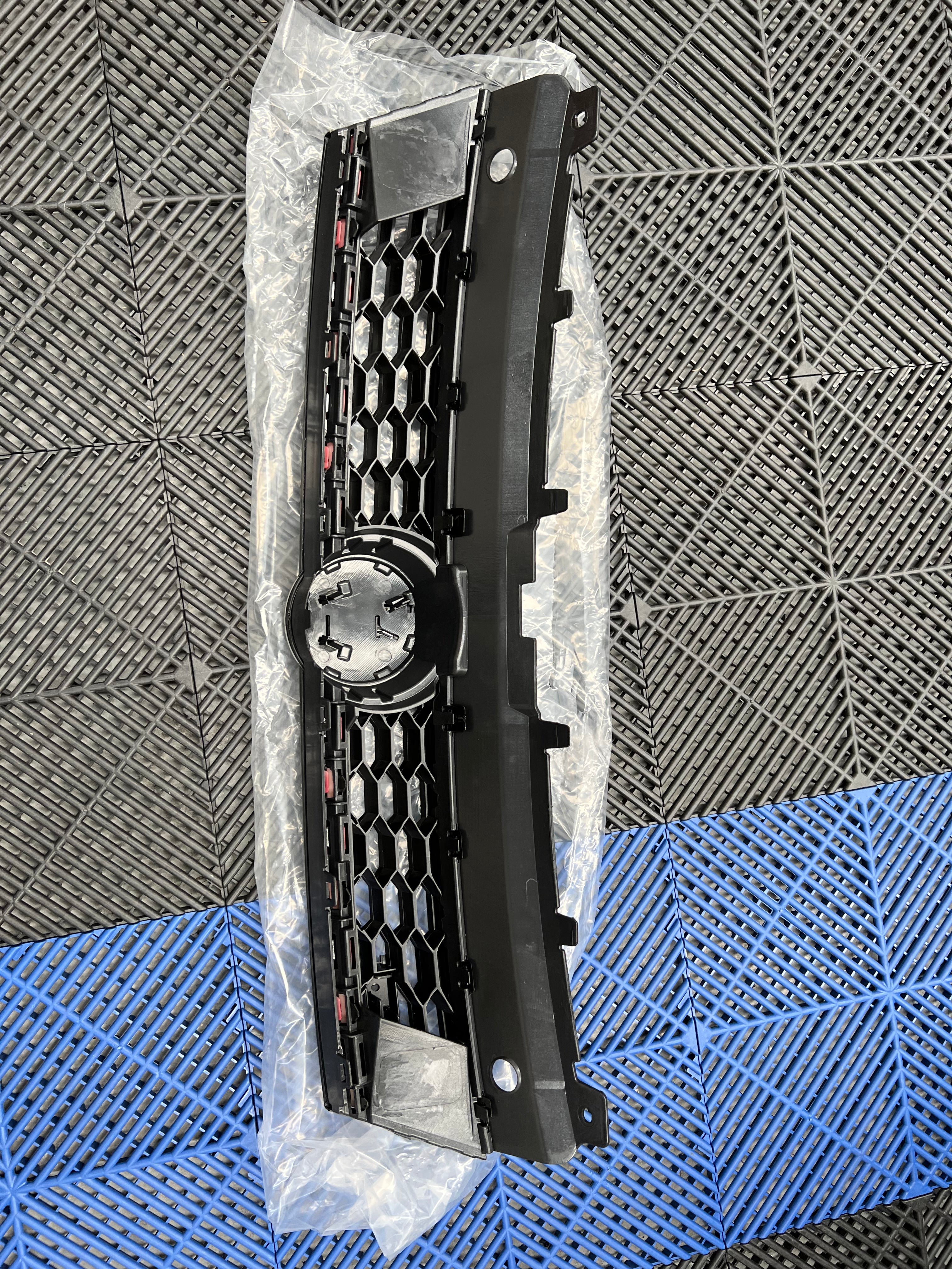 Volkswagen Polo MK5 6C Replacement GTI Style Front Grille (2014-2017)